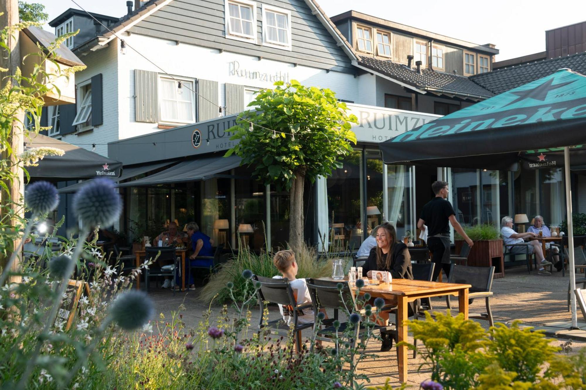 Hotel Restaurant Ruimzicht Zeddam Luaran gambar