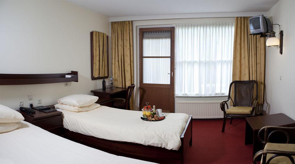 Hotel Restaurant Ruimzicht Zeddam Luaran gambar