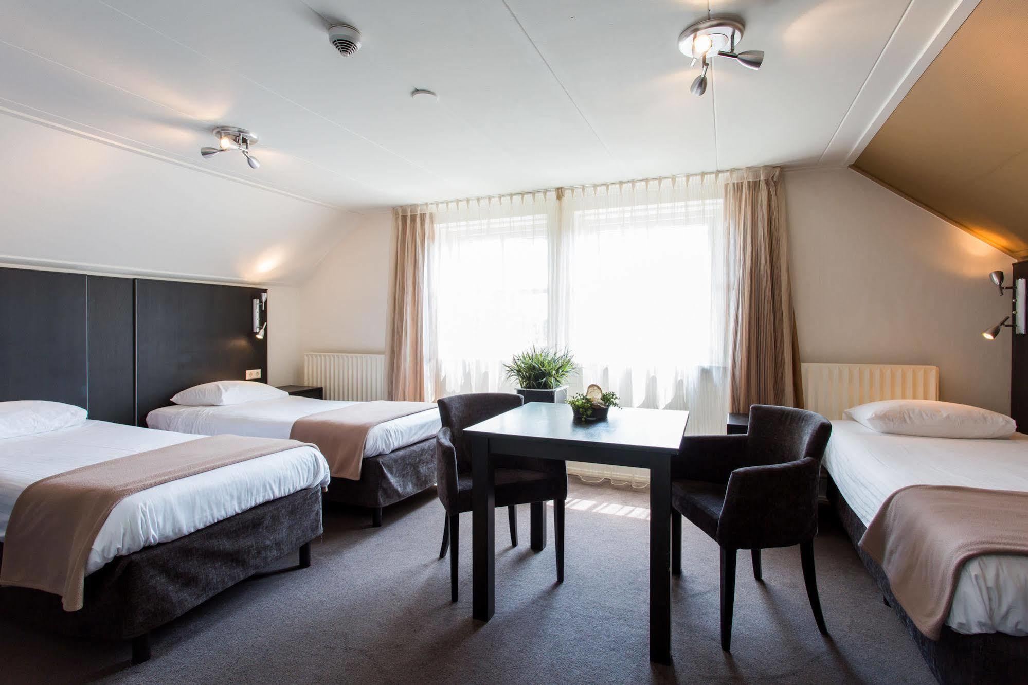 Hotel Restaurant Ruimzicht Zeddam Luaran gambar